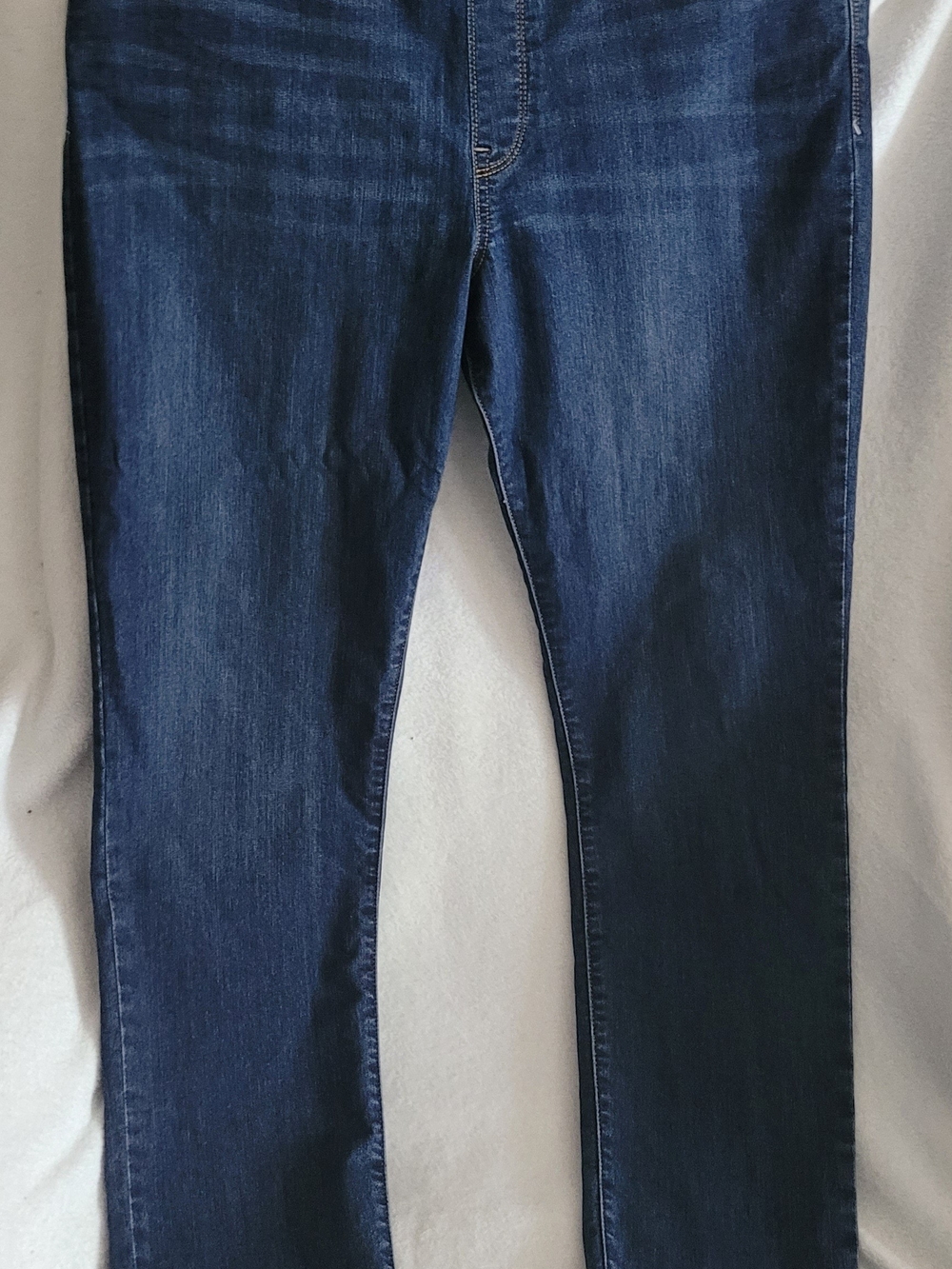 Levi's Women's Deep Indigo Skinny Jeans